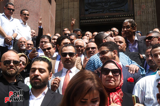 قيادات وأعضاء حزب الوفد من مختلف المحافظات فى زيارة لضريح سعد زغلول (6)