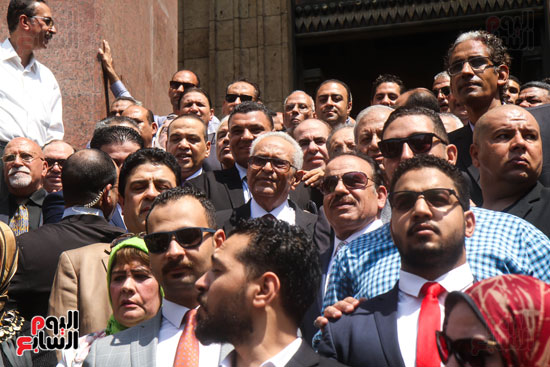 قيادات وأعضاء حزب الوفد من مختلف المحافظات فى زيارة لضريح سعد زغلول (8)