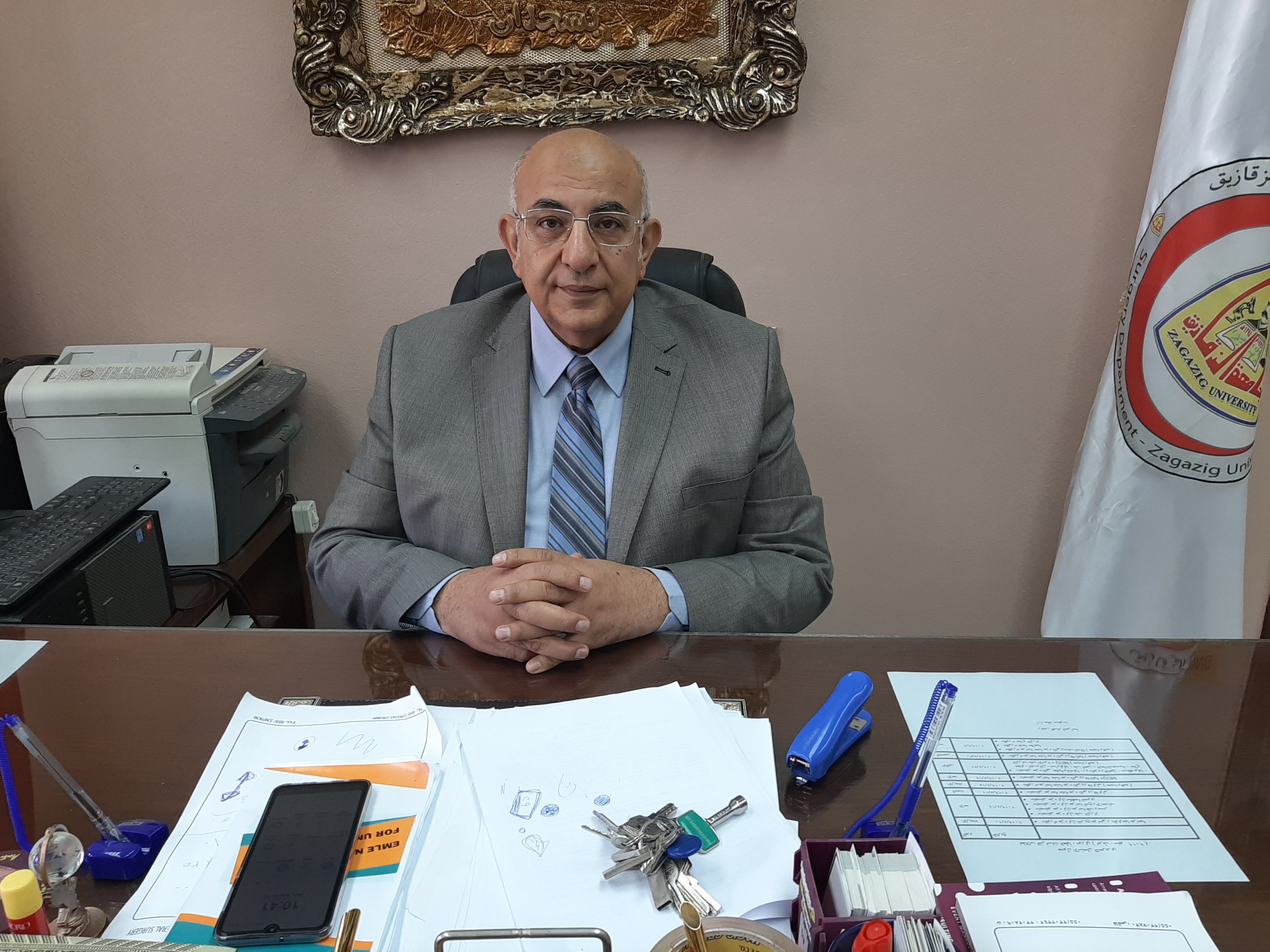الدكتور خالد صفوت رئيس قسم الجراحة بجامعة الزقازيق