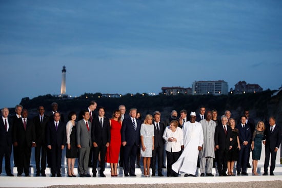 الرئيس يشارك فى الصورة التذكارية لقادة مجموعة G7