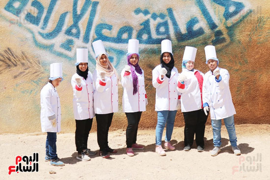 أول-مبادرة-فى-صعيد-مصر-لتعليم-ذوى-الاحتياجات-الخاصة-فنون-الطهى-بمركز-التدريب-الحرفى-للمعاقين-بأسوان-(2)