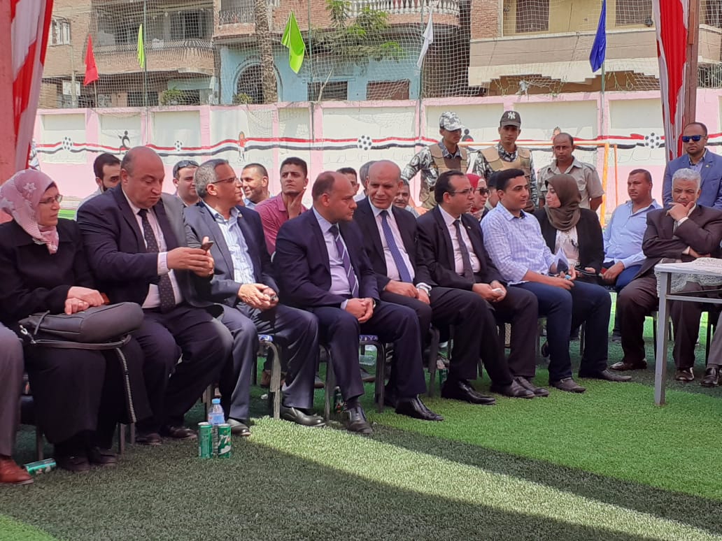 محافظ القليوبية ورئيس جامعة بنها يتفقدان مشروع تطوير قرية كفر فرسيس (5)