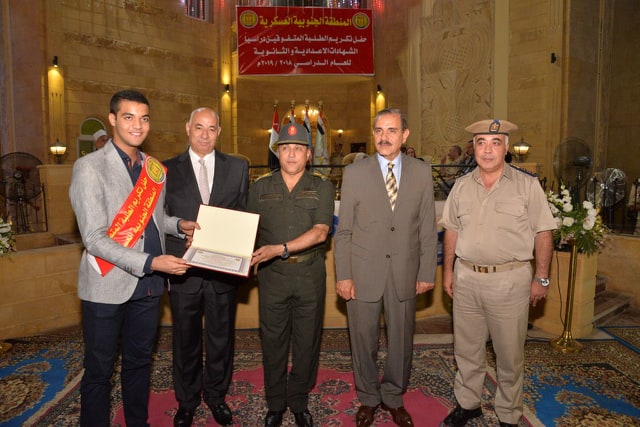 احتفالية تكريم الطلاب المتفوقين دراسيًا (3)