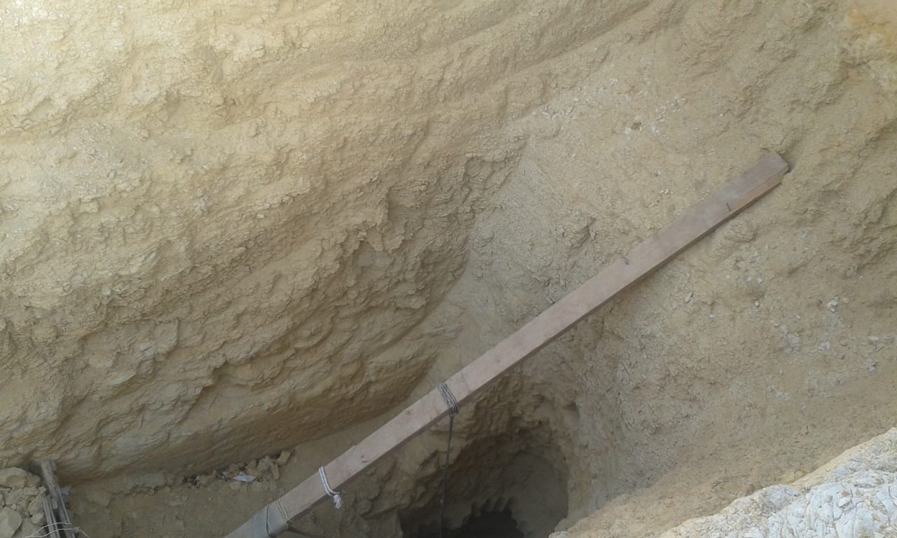 مصرع شخص أثناء التنقيب عن الآثار بالعياط (11)
