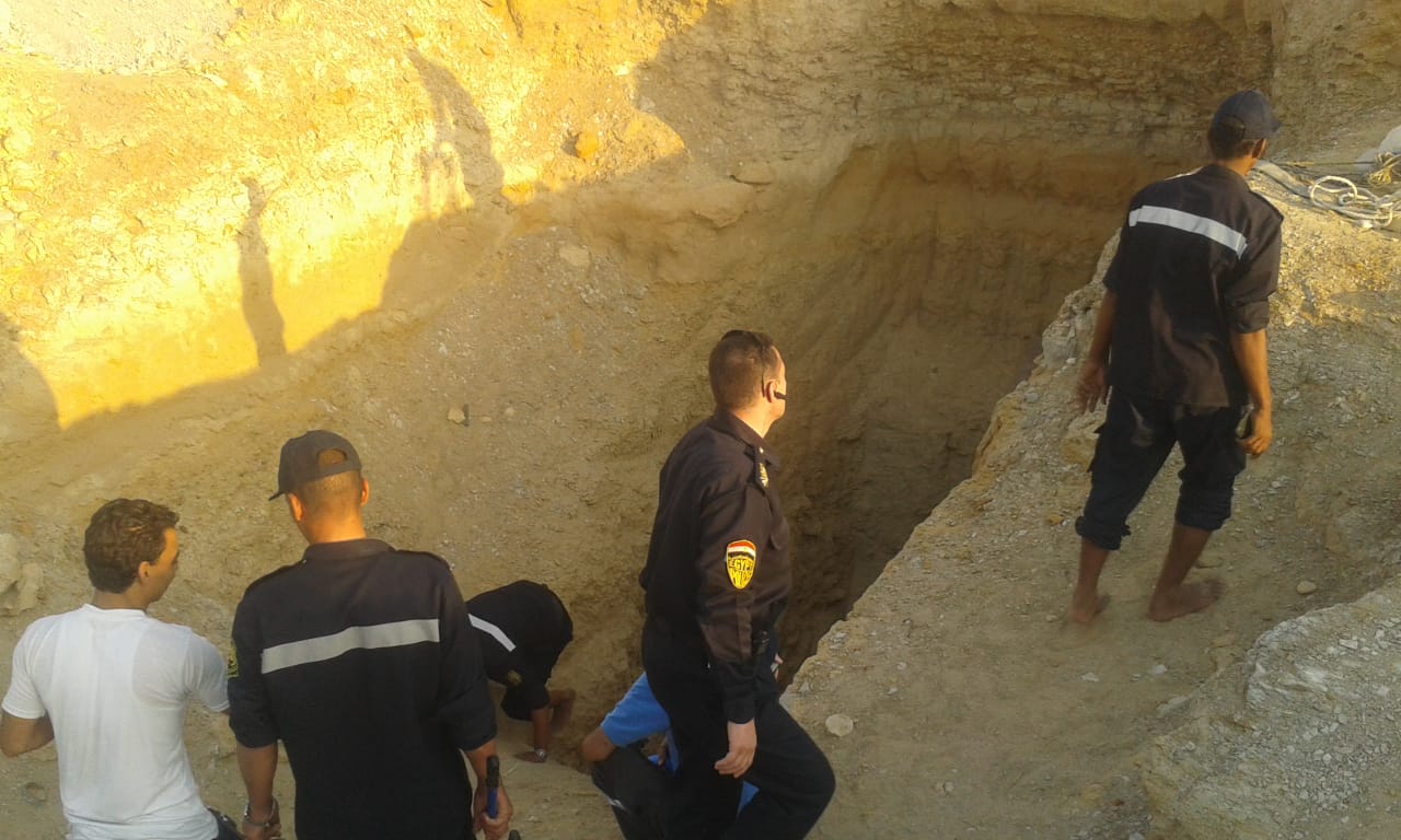 مصرع شخص أثناء التنقيب عن الآثار بالعياط (5)