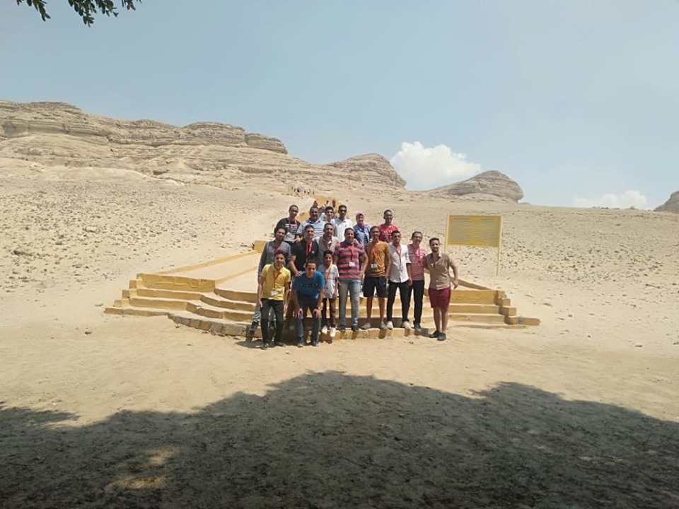 وفود شبابية من 5 جامعات تزور منطقة بنى حسن الأثرية بالمنيا (1)