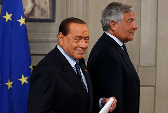 برلسكونى يغادر قصر الرئاسة الإيطالية