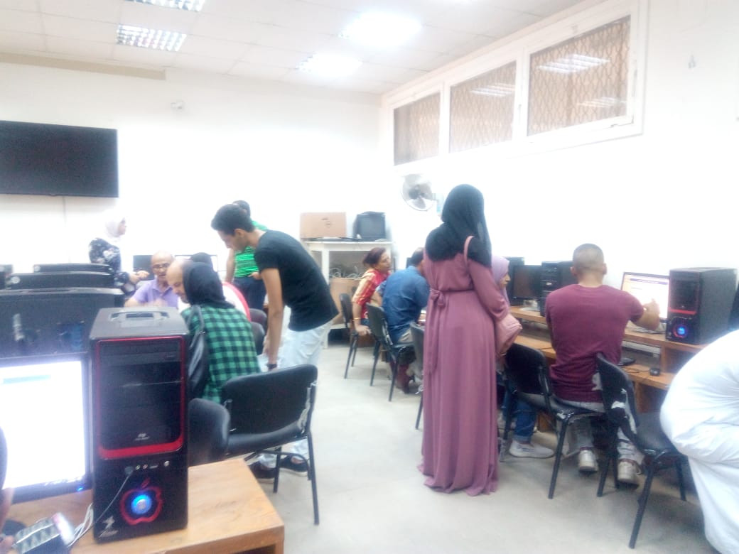 جامعة عين شمس تواصل استقبال طلاب المرحلة الثالثة للتنسيق (5)