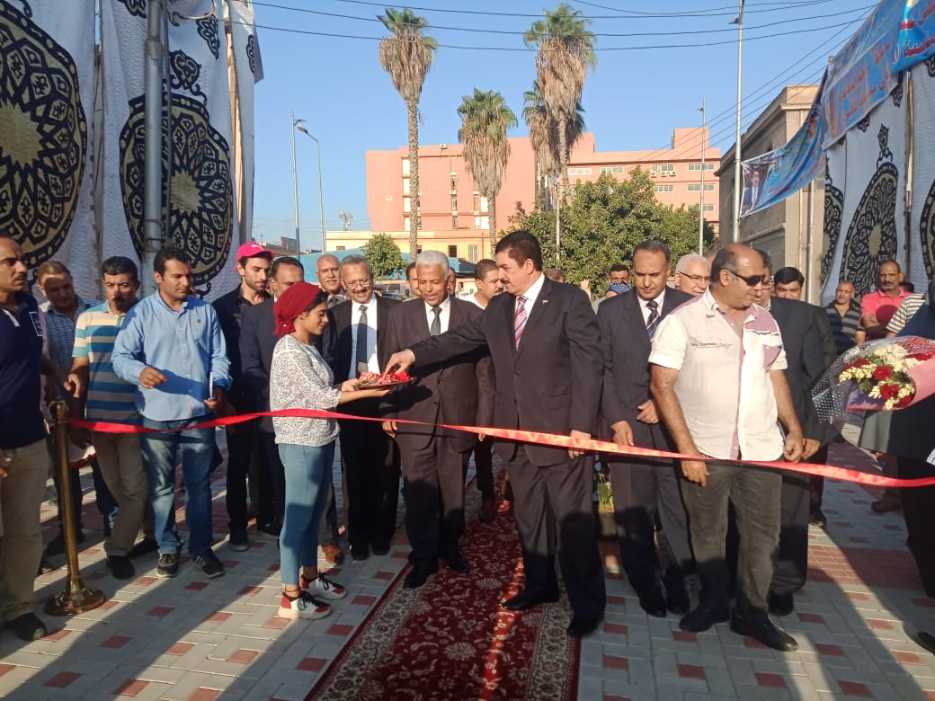 محافظ القليوبية يفتتح المرحلة الأولى لممشي أهل مصر ببنها (2)