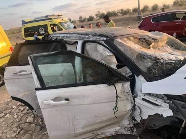 إصابة عمرو زكي نجم الكرة السابق في حادث سيارة بالساحل الشمالي (2)