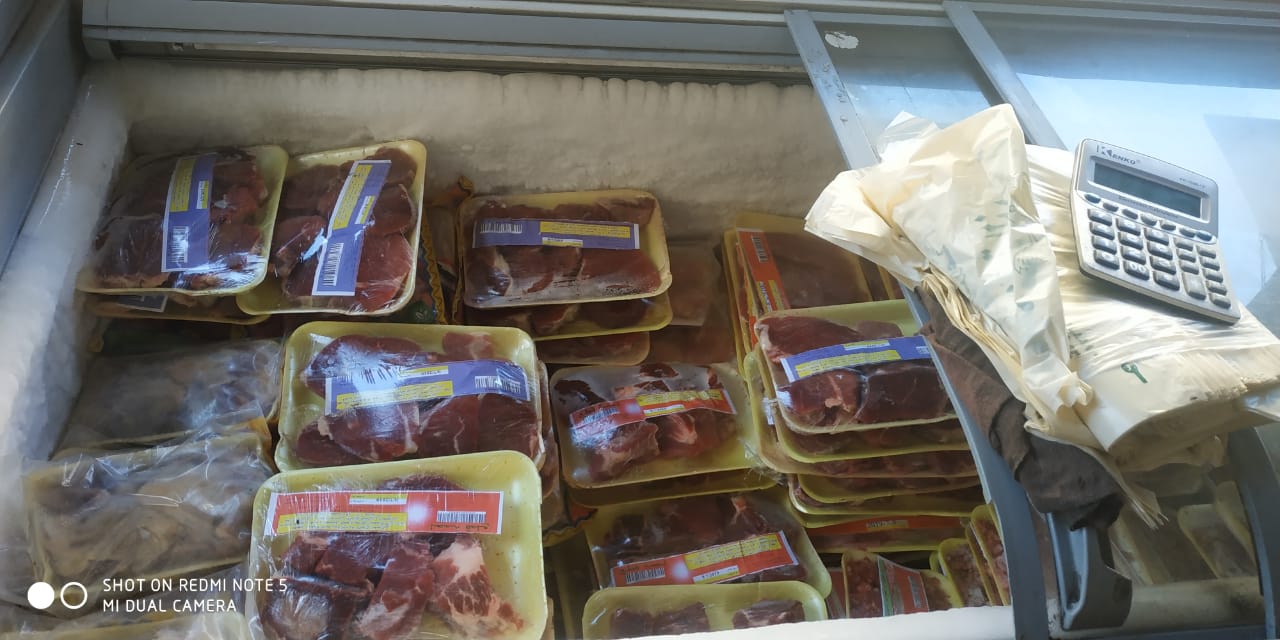 منافذ وزارة الزراعة  السلع الغذائية  اللحوم بالمنافذ  (2)