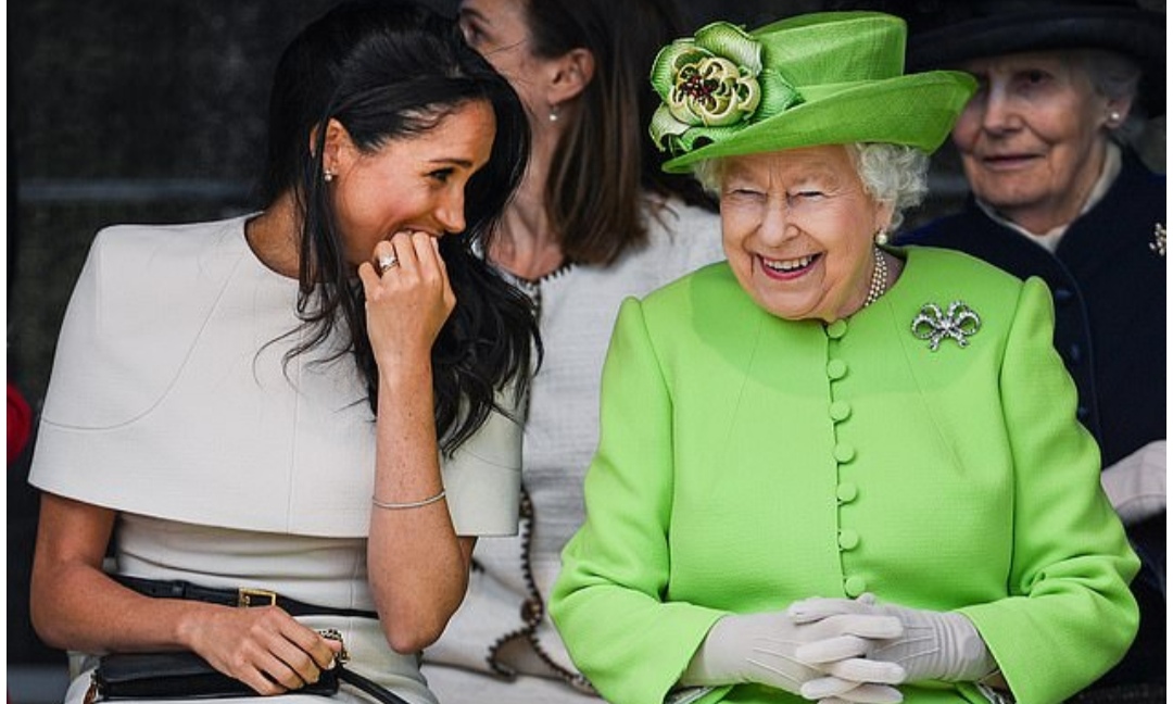 الملكة إليزابيث تبذل جهد كبير لتوثق علاقتها بميجان ماركل (1)