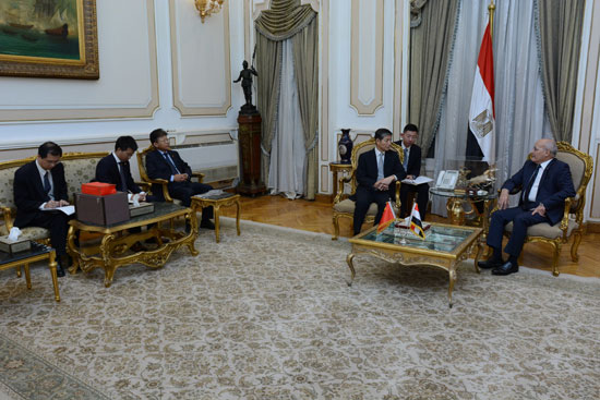وزير الدولة للإنتاج الحربى يستقبل سفير الصين الجديد بالقاهرة (3)