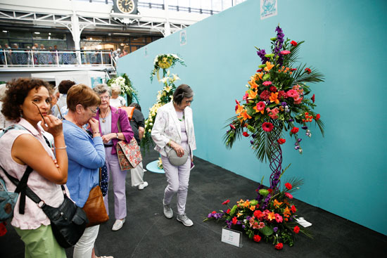 انطلاق معرض الورود والزهور فى لندن ببريطانيا  (11)