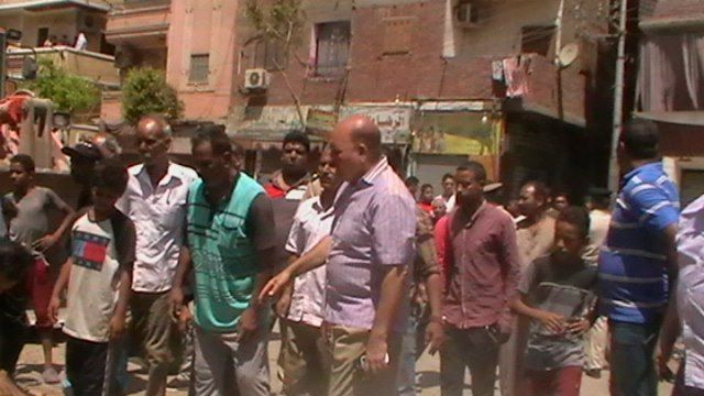 حملات مكثفة  لرفع الإشغالات والمخالفات بشوارع حي جنوب المنيا   (3)
