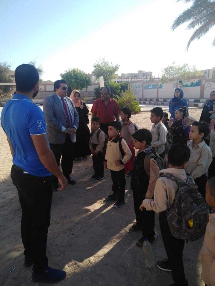 وكيل تعليم جنوب سيناء يتابع المدارس (1)