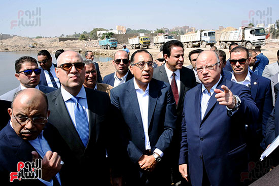 رئيس الوزراء بيتفقد منطقة سور مجرى العيون ومنطقة عين الحياة(16)