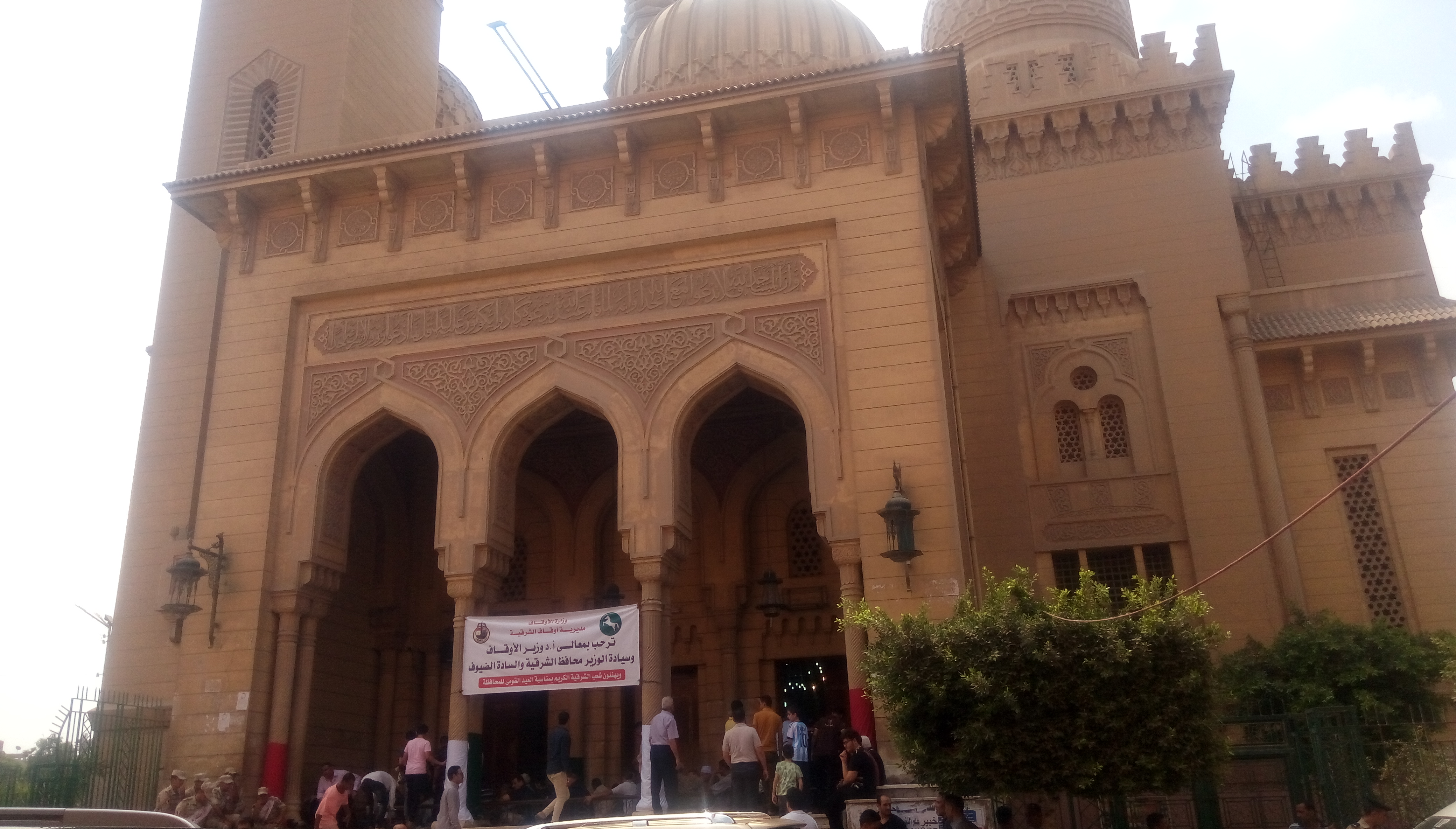 صلاة الجمعة بمسجد النصر (1)
