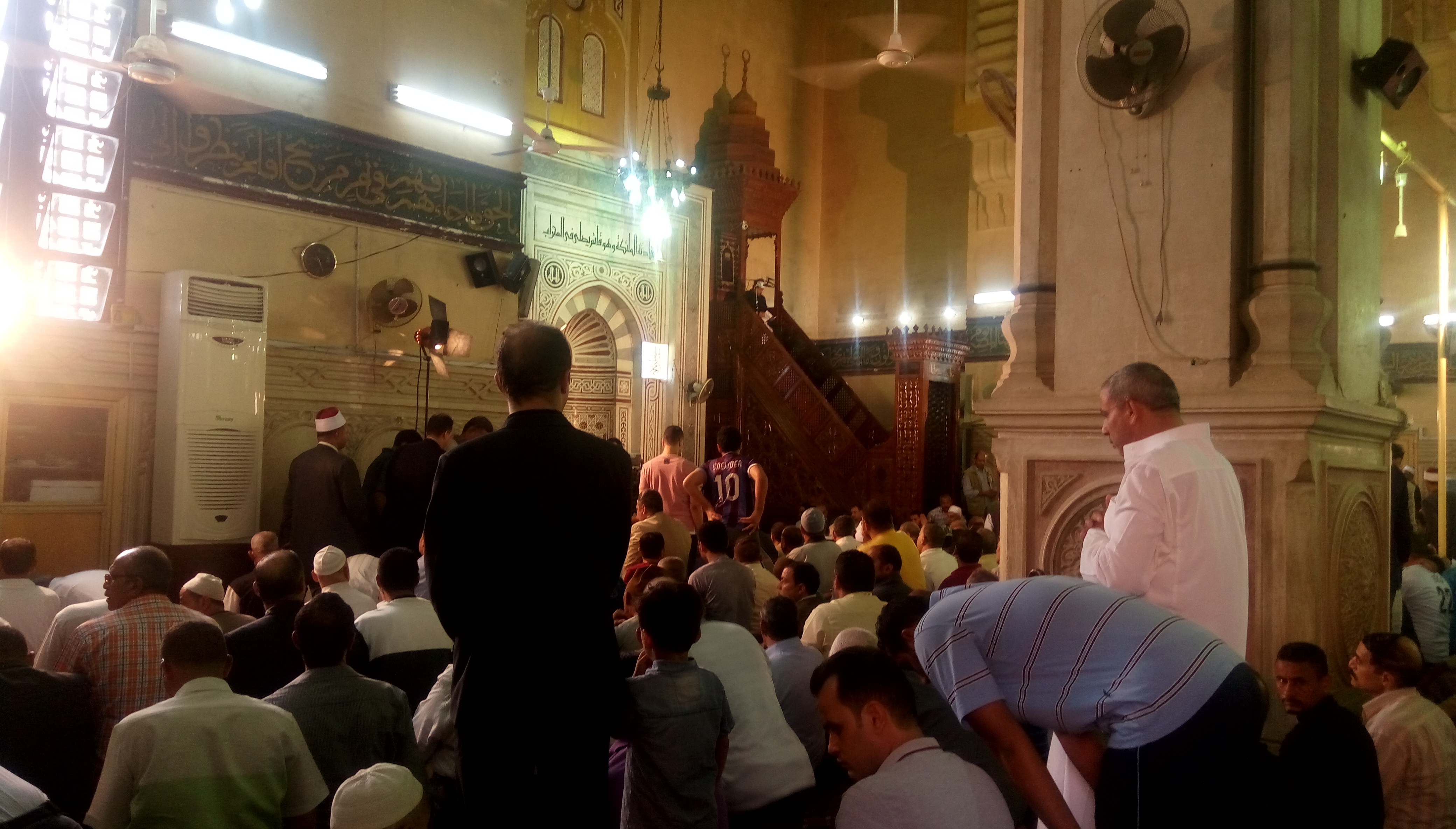 صلاة الجمعة بمسجد النصر (3)