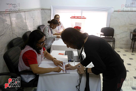 انتخابات تونس فى السفارة بمصر (14)