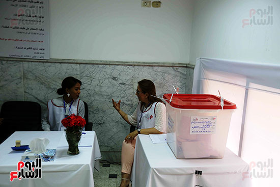 انتخابات تونس فى السفارة بمصر (3)