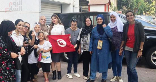 انتخابات تونس فى السفارة بمصر (1)