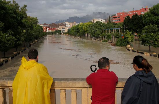 فيضانات فى إسبانيا
