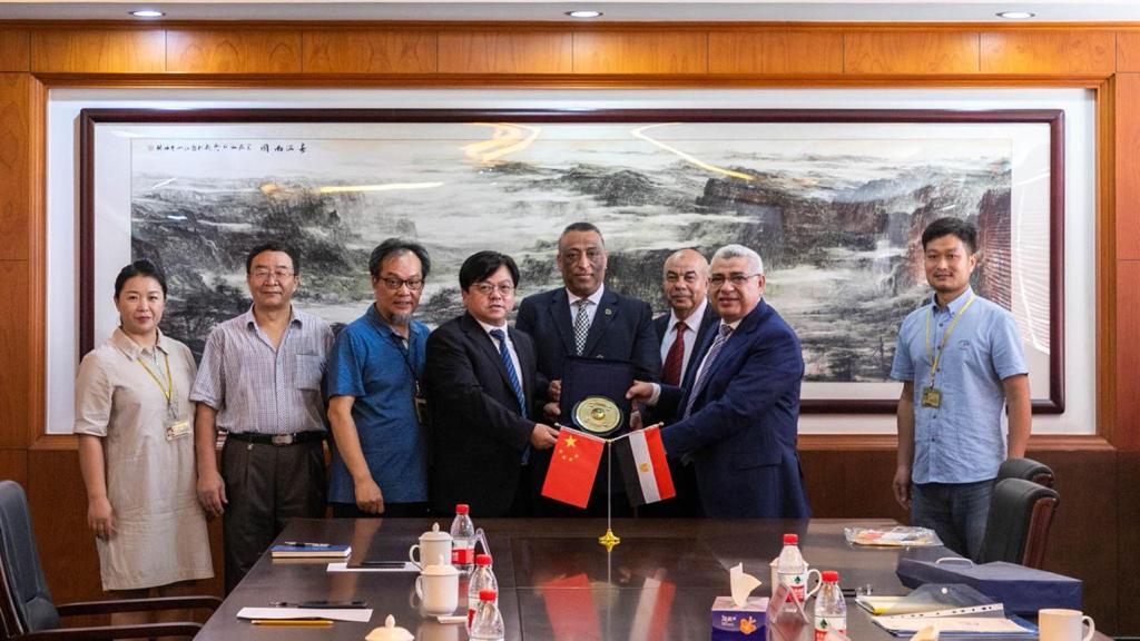 جامعة طنطا توقع بروتوكول تعاون مع جواندونج الصينية (1)