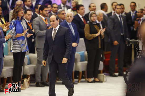 الرئيس عبد الفتاح السيسى الرئيس عبد الفتاح السيسى