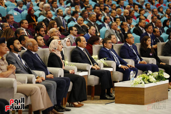 خلال جلسات مؤتمر الشباب خلال جلسات مؤتمر الشباب