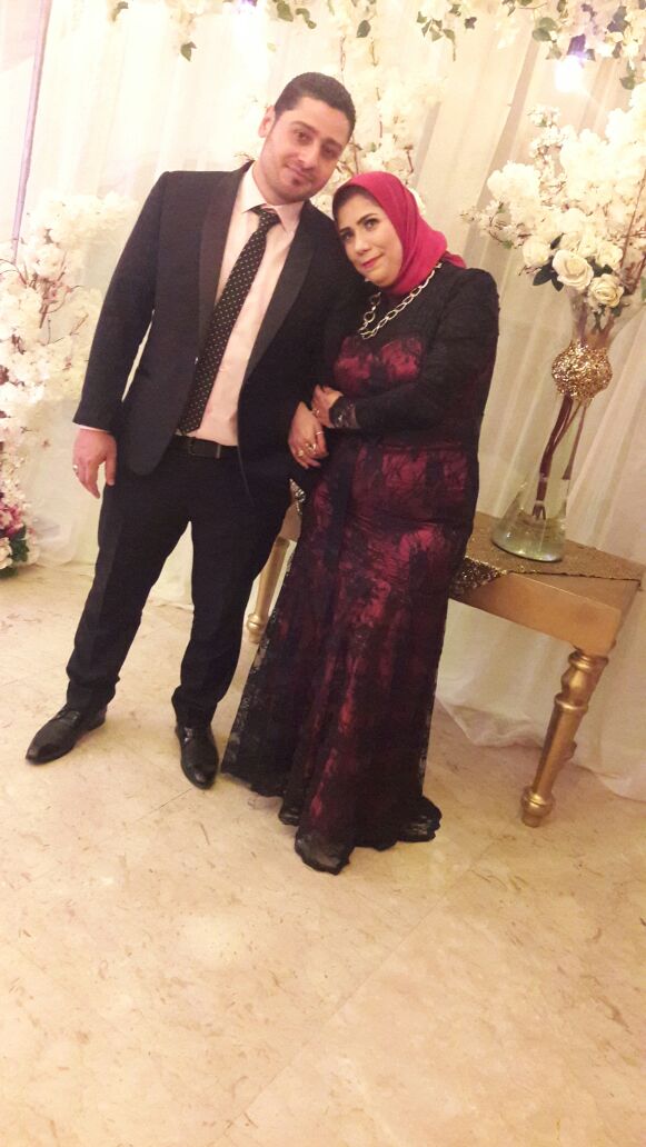 محمود وزوجته