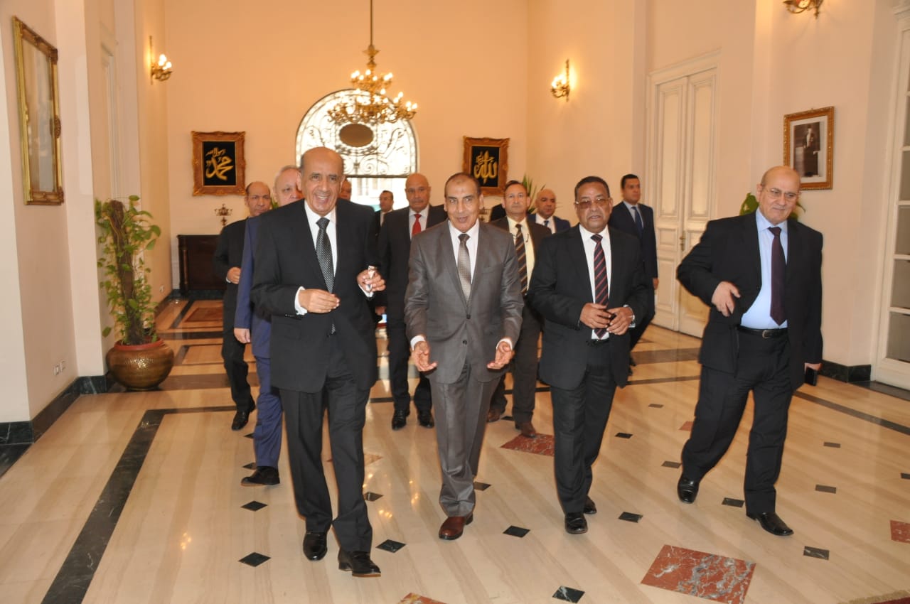 رئيس مجلس الدولة يصل قصر الاميرة فوقية (8)