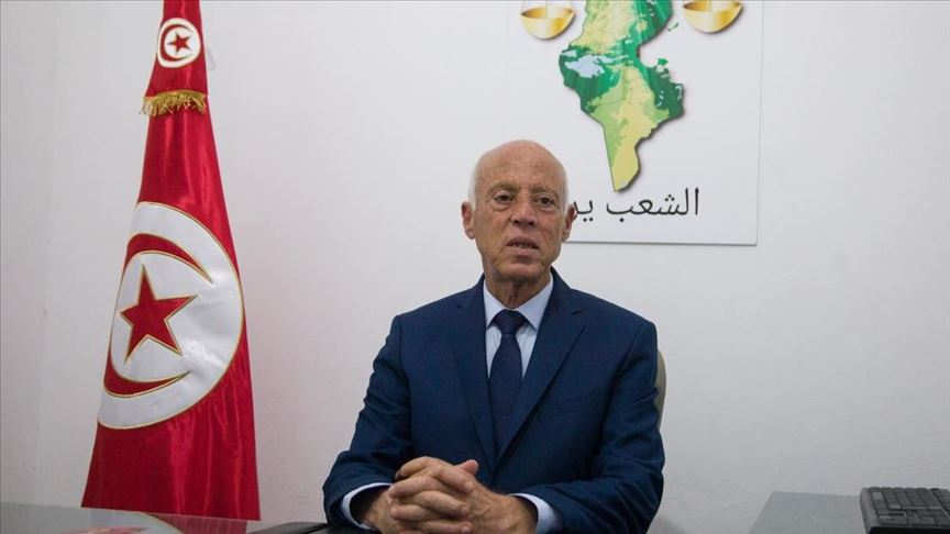 قيس سعيد رجل القانون الذى هزم ساسة تونس فى أولى جولات الانتخابات