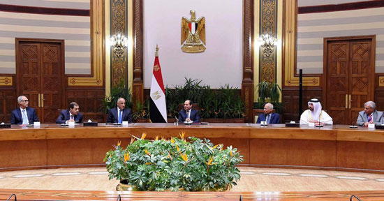 السيسى يلتقى مجلس محافظى المصارف المركزية (4)