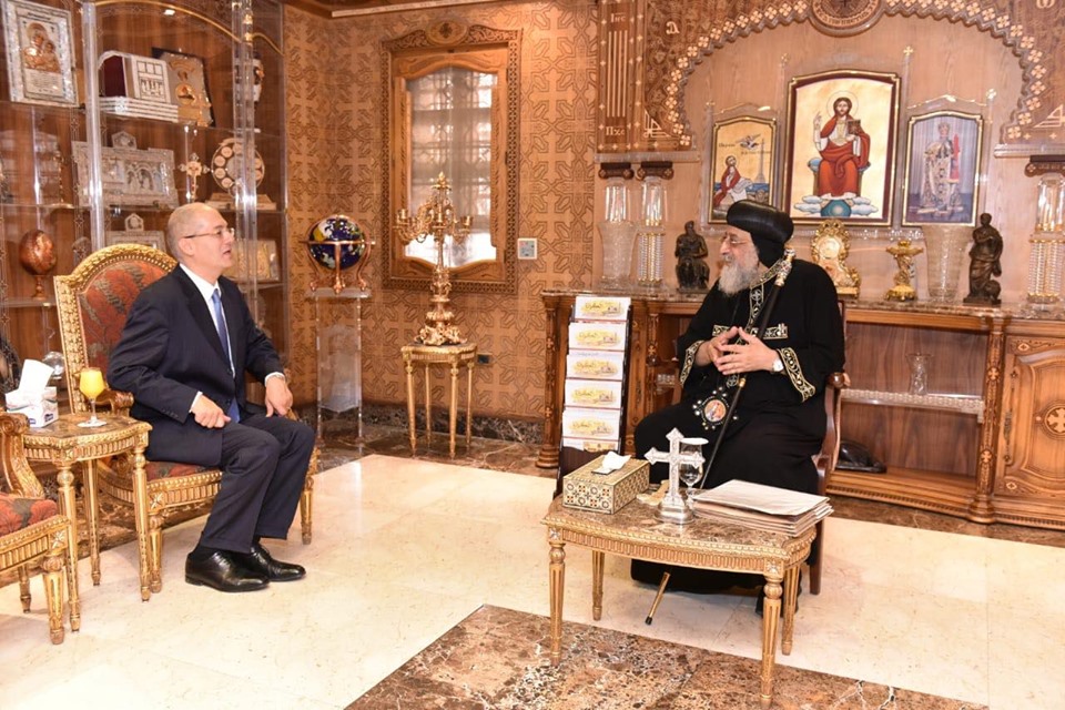 قداسة البابا يستقبل سفير مصر بكوت ديفوار  (1)