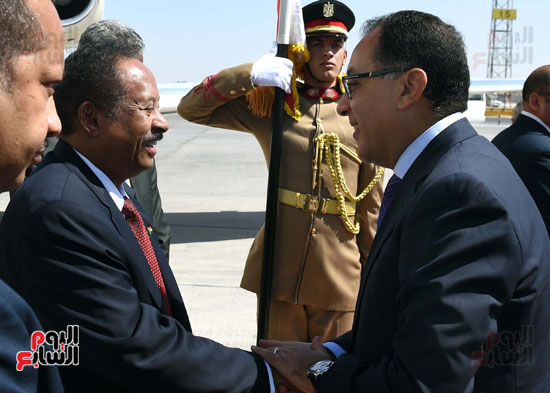 استقبال رئيس الوزراء السودانى