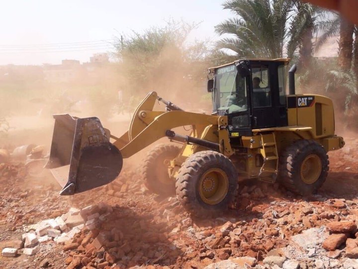 مدينة القرنة تنفذ 13 حالة إزالة تعديات بالبناء بدون تراخيص غربي الأقصر (2)