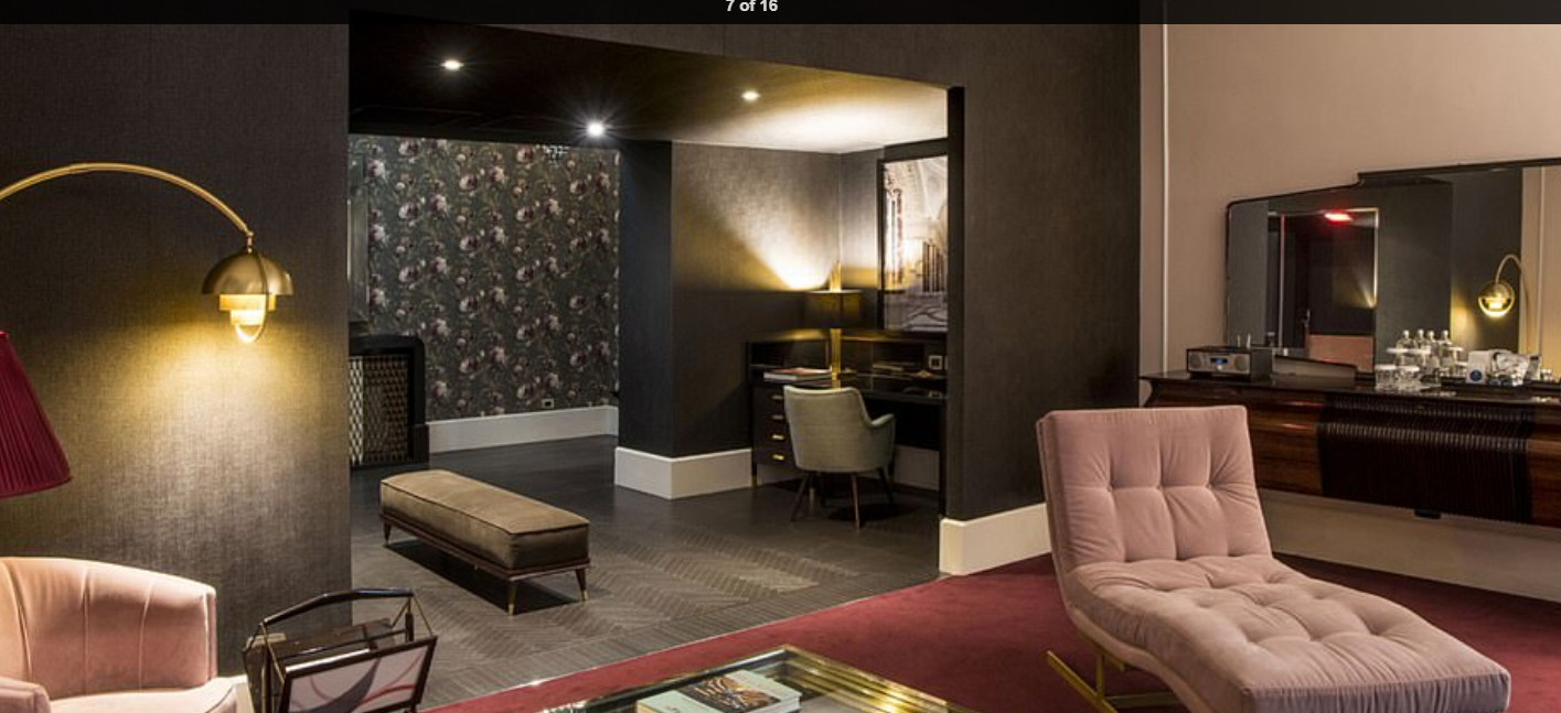 داخل الفندق