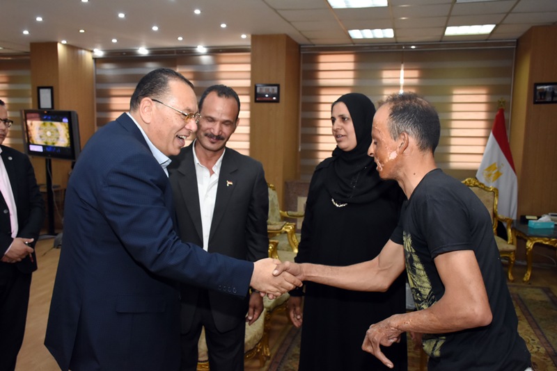 الطفل الزجاجي شافاه 2 الطفل الزجاجي شافاه 2