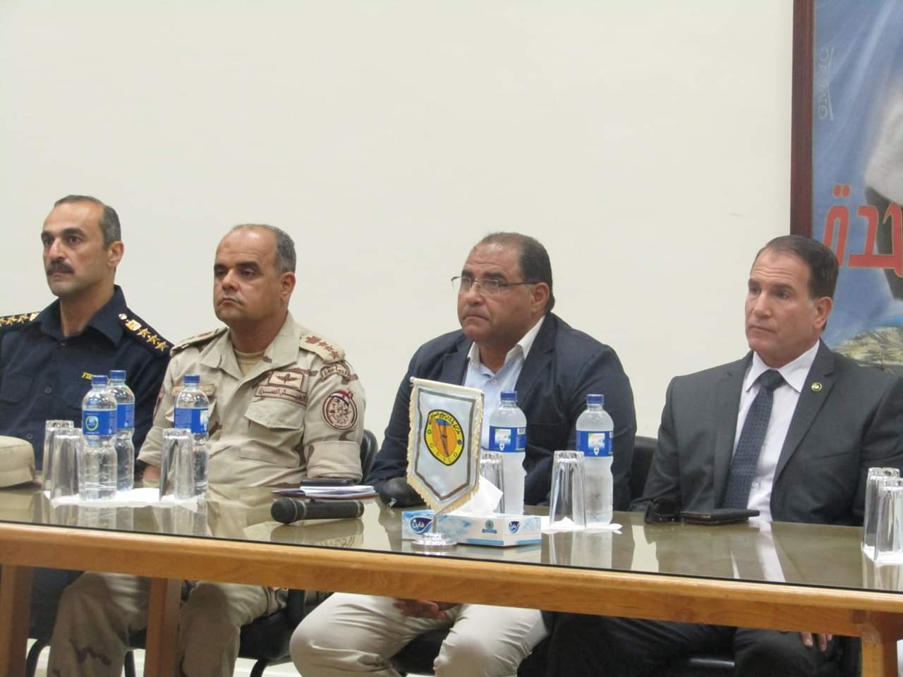 3- رئيس المدينة ومساعد وزير الداخلية للحماية المدنية
