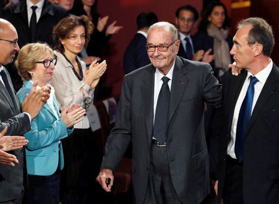جاك-شيراك-يصل-لحضور-حفل-توزيع-جائزة-Prix-de-la-Fondation-Chirac