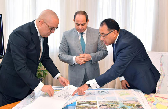 الرئيس السيسي يستعرض تنفيذ المدن الجديدة الجارى تشييدها بصعيد مصر (6)