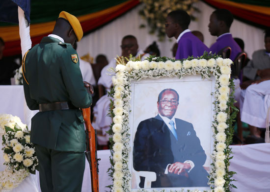 صورة رئيس زيمبابوى السابق روبرت موجابى