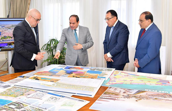 الرئيس السيسي يستعرض تنفيذ المدن الجديدة الجارى تشييدها بصعيد مصر (3)