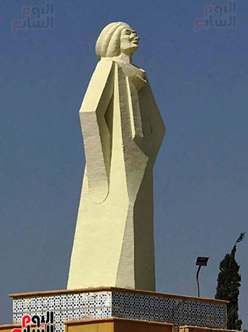تمثال الفلاحه (6)