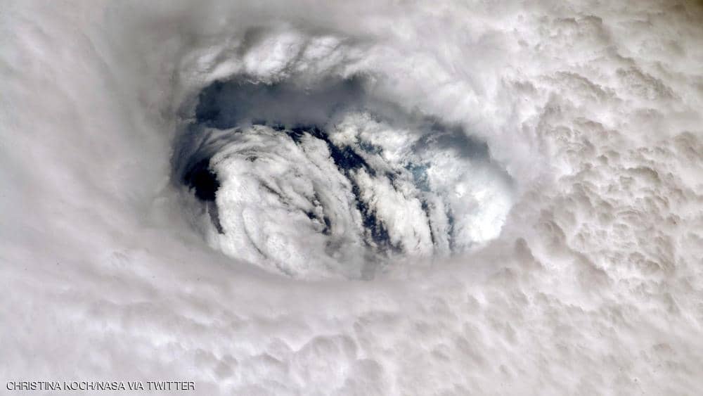 عين الاعصار من محطة الفضاء الدولية