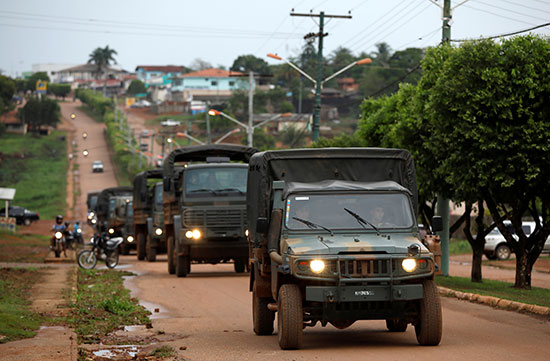 سيارة نقل جنود الجيش البرازيلى