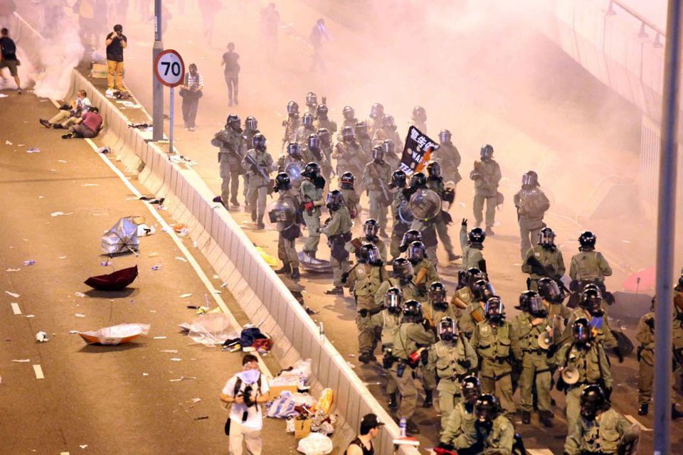 العنف فى احتجاجات هونج كونج 
