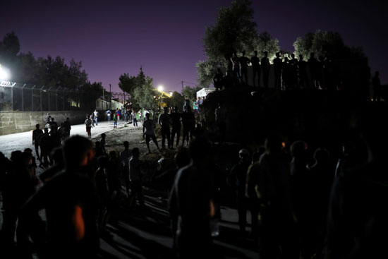 الاشتباكات مع الشرطة اليونانية