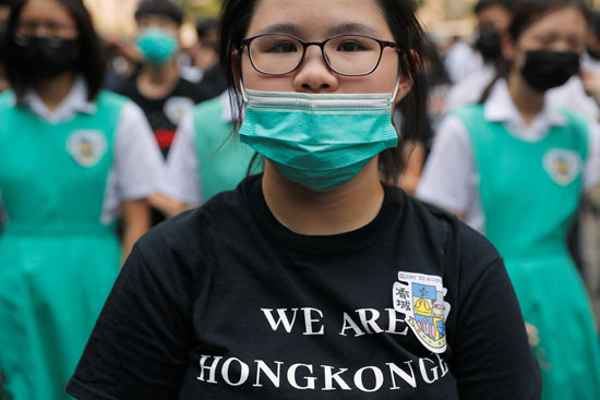 طلاب-المدارس-يلتحقون-بمظاهرات-هونج-كونج